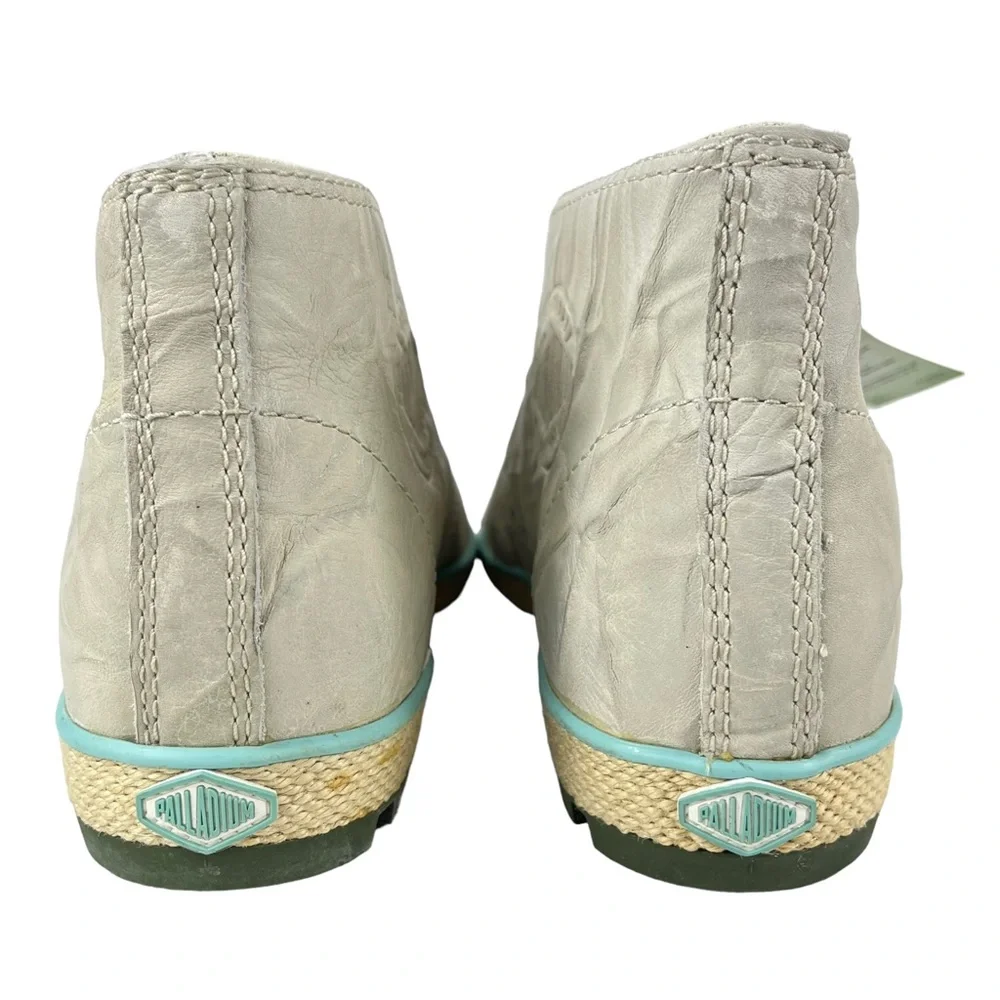 Palladium Women’s 8 Slim‎ Chukka Off White Ankle Boot Shoes